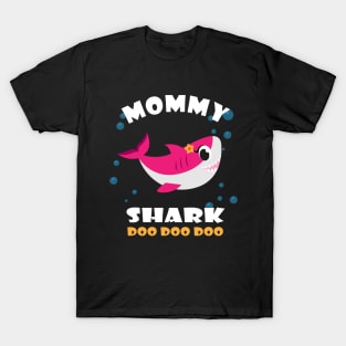 Mommy Shark Funny Mother's Day Gift for Women Birthday T-Shirt T-Shirt